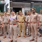 Agra News: Along with bookies, gangsters, now the land mafia will also be tightened, properties will be attached