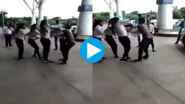Airport Tarunikadoon Tarunala De Danadan, Kapde Fadale, Video Pahun Anekancha Santap