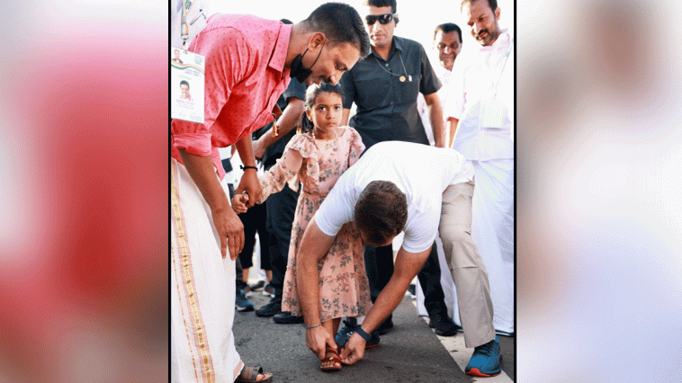 Bharat Jodo Yatra |  Rahul Gandhi's picture went viral during 'Bharat Jodo Yatra', the little girl wore sandals and... |  Navabharat