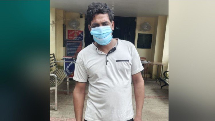 Budaun Crime: The contract employee had killed the minor after the rape, the police arrested the poor