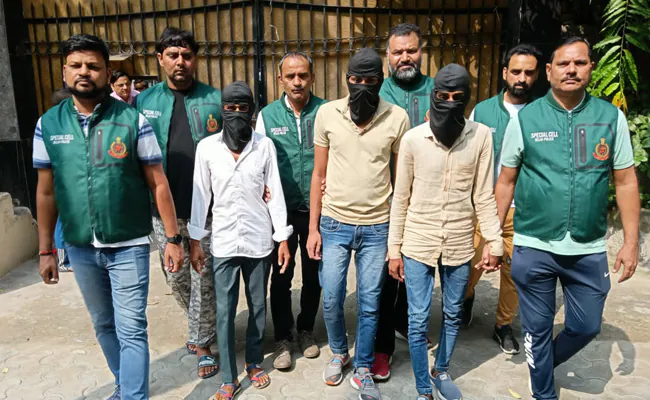 दिल्‍ली पुलिस ने ATM काटकर रुपये लूटने वाले अंतरराज्‍यीय गिरोह का किया पर्दाफाश, तीन गिरफ्तार