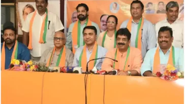 Eight MLAs left Congress and joined BJP in Goa, will meet PM Modi today
