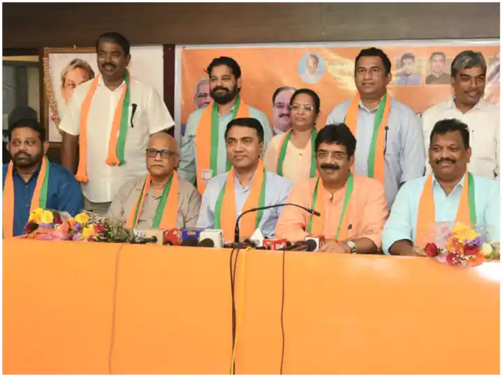 Eight MLAs left Congress and joined BJP in Goa, will meet PM Modi today