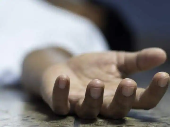 Fiancé turned out to be the murderer, together with friends, because of this the doctor was killed
