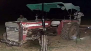 Finance tractor ghetla, tyach tractor basoon vasuli agent pregnantla chirdal...