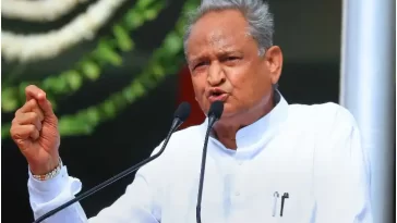 'I can become anything, but...', Ashok Gehlot's big statement in Congress Legislature Party meeting
