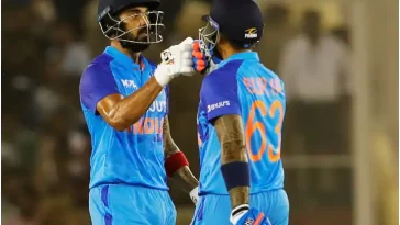 India set a target of 209 for Australia, Hardik's stormy half-century after Rahul's fifty