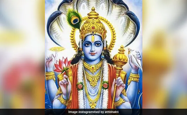 Indira Ekadashi 2022: इंदिरा एकादशी का व्रत रखा जा रहा है आज, जानें पितृ पक्ष की एकादशी पर क्या करें और क्या नहीं