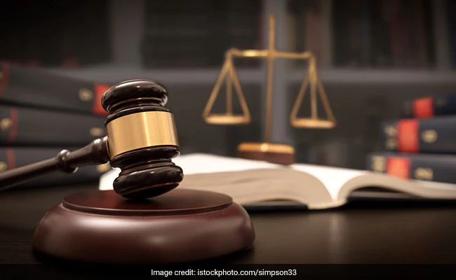 लखनऊ : दोहरे हत्याकांड में पिता-पुत्र को  कोर्ट ने सुनाई मौत की सजा