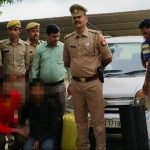 Mainpuri: Ganja smuggled by hiding in CNG cylinder, police arrested two smugglers