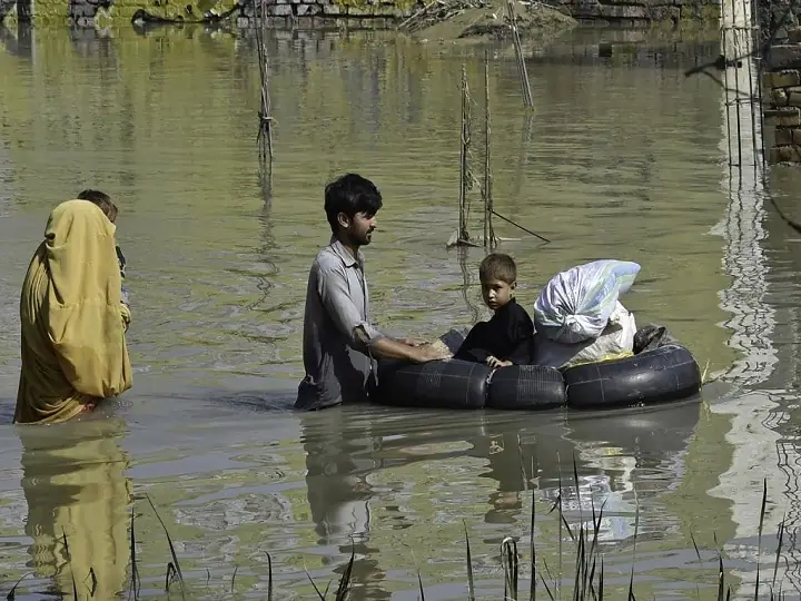 Many types of diseases can spread after floods in Pakistan, know what WHO said