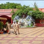 Narendra Giri Case: Three crore cash, jewelery and such things found from the Mahant's room left the eyes of the CBI torn.