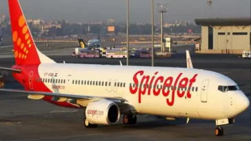 SpiceJet: Loss-making SpiceJet sends 80 pilots on leave without pay for 3 months