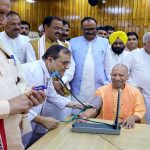 UP Assembly Monsoon Session |  Our government is committed to realize the dream of a healthy Uttar Pradesh: CM Yogi |  Navabharat