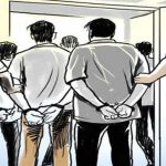 UP Gang |  UP gang caught in police trap, used to blow cash from ATM  Navabharat