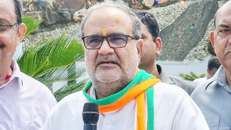 UP Politics |  The place to discuss issues of public interest is the House, not the road: Chaudhary Bhupendra Singh |  Navabharat
