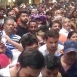 Vrindavan: Crowd control arrangements failed in Thakur Banke Bihari temple, devotees upset