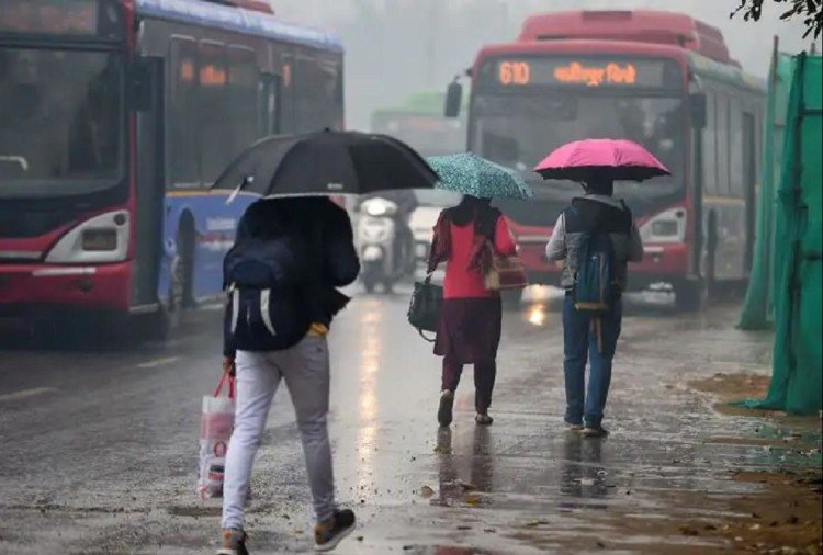 Weather News: Before the departure of monsoon, there is a possibility of thunder, cold will start as soon as the wind direction changes