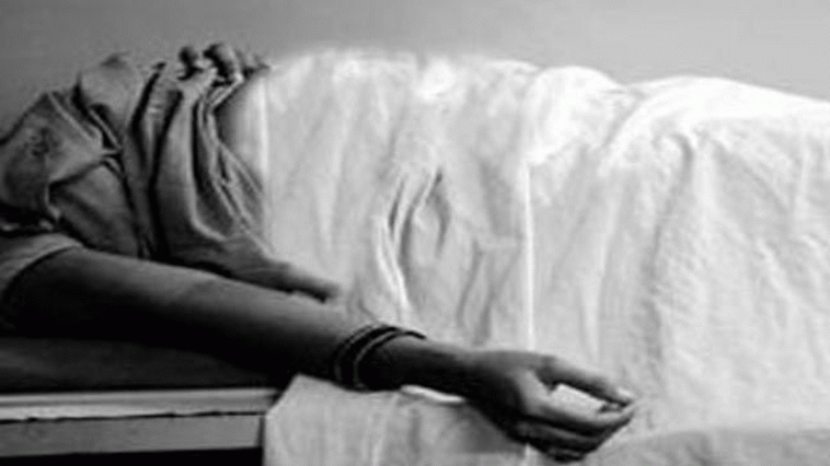 Women Constable Death |  Injured female constable died, was hit by your bus.  Navabharat